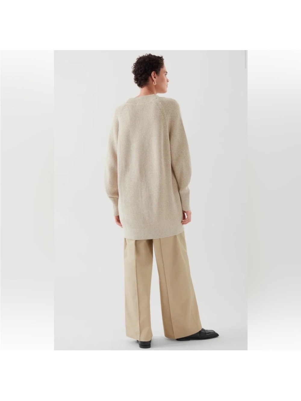COS longline v-neck cardigan. Size medium. - Picture 2 of 11